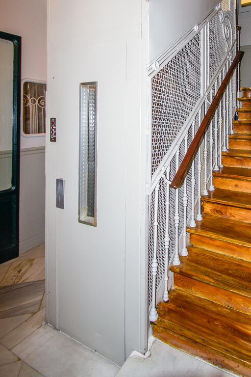 Alvaro Residencia Guest house