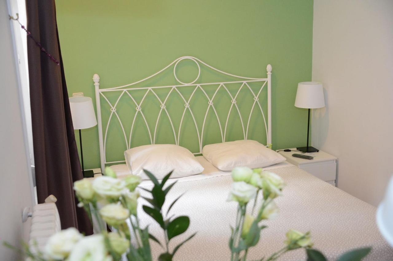 Alvaro Residencia Guest house Madrid
