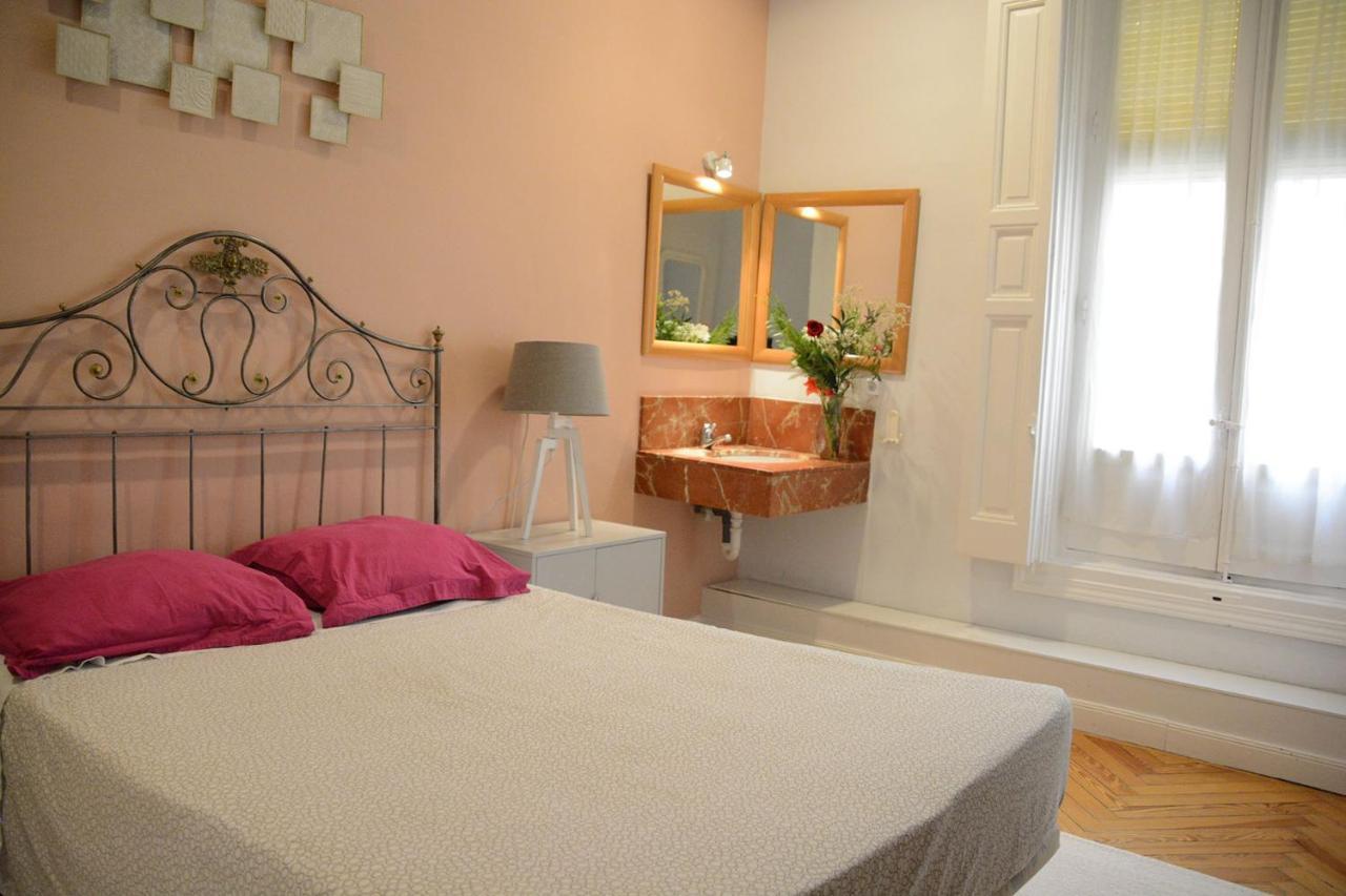 Alvaro Residencia Guest house Madrid